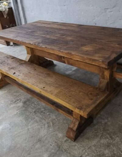 Asztal paddal 1 - Felújított Míves Bútorok